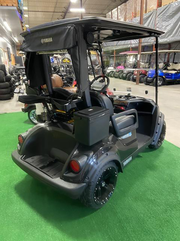 Custom "Twin" Yamaha AC PTV Li Jasper Red and Onyx Black Golf Cars - Image 4