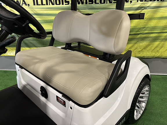 2019 Yamaha Drive 2 Electric Glacier White Golf Car - Image 4