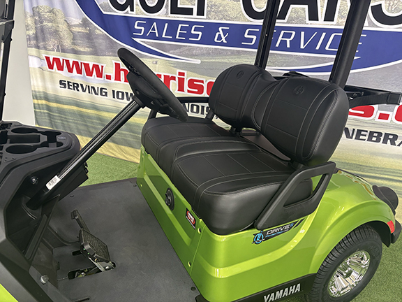 2024 Yamaha AC PTV LI Peridot Metallic Golf Car - Image 4