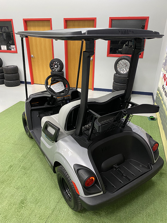 2023 Yamaha AC PTV IL Moonstone Metallic Golf Car - Image 5