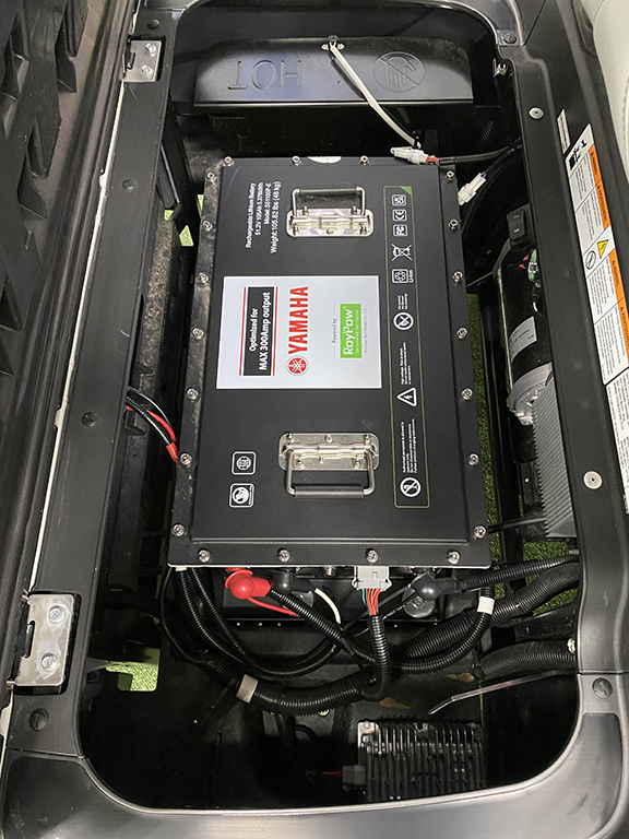 2025 Yamaha AC PTV LI Carbon Metallic Golf Car - Image 6